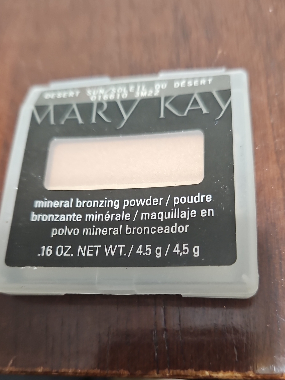 Mary Kay Mineral Bronzing Powder - Warm Beige